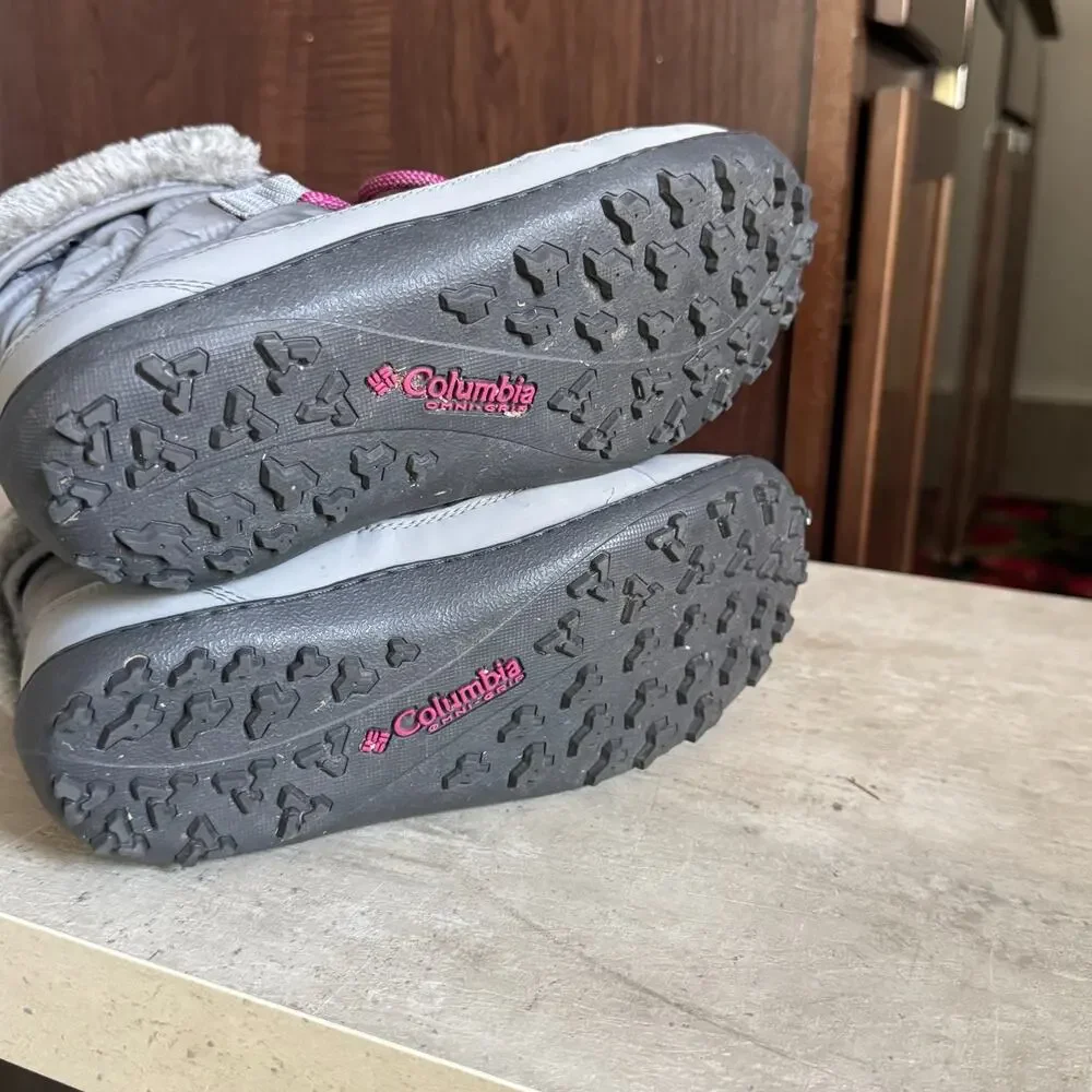 Columbia Minx Shorty Omni-Heat Waterproof Boots 6Y - EU 38 Womens 7.5-8 Gray